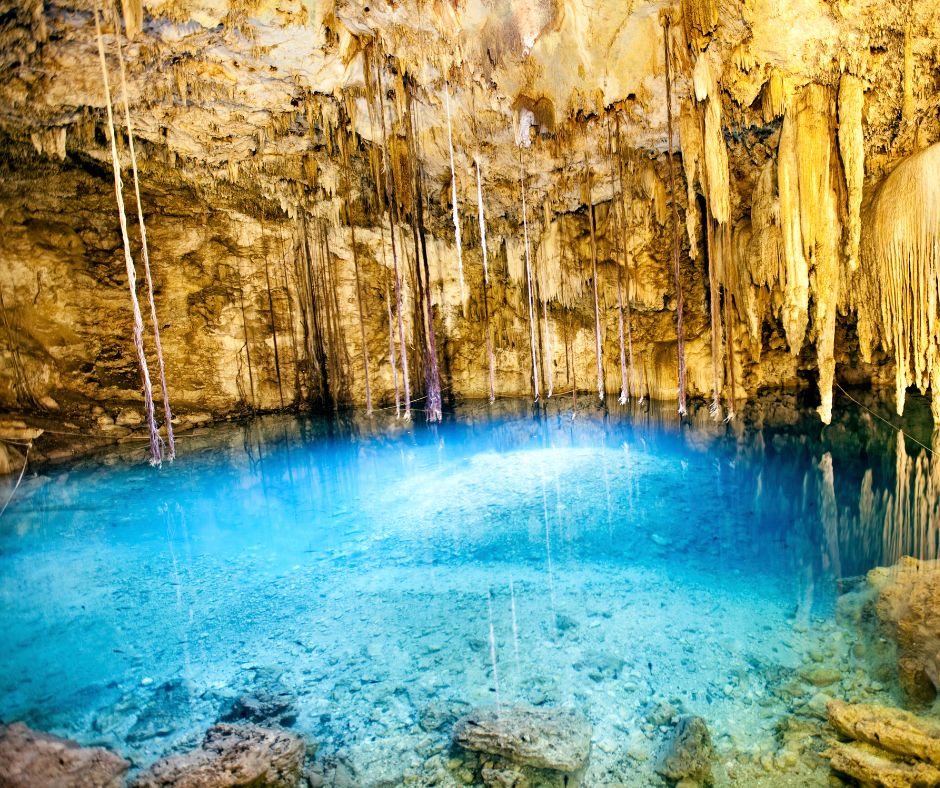 Cenote de Dzitnup en Valladolid Yucatán